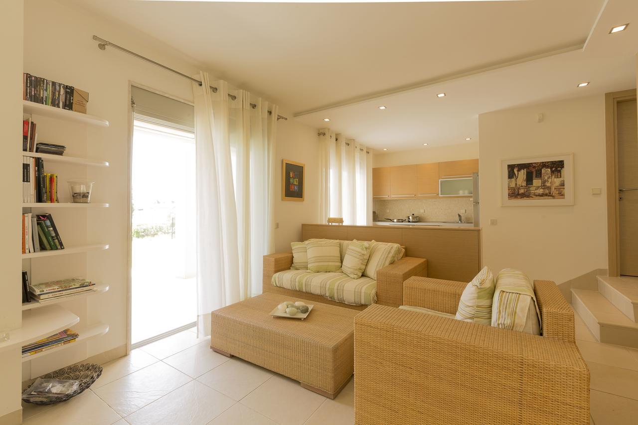 #FLH - Oleander Villa, Pefkochori Exteriör bild